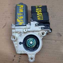 MOTOR ELEVALUNAS TRASERO IZQUIERDO VOLKSWAGEN PASSAT BERLINA (3C2) BKP993424200