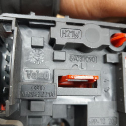 PILOTO TRASERO IZQUIERDO INTERIOR AUDI A6 BERLINA (4F2) BPP