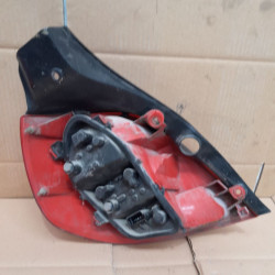 PILOTO TRASERO DERECHO RENAULT CLIO III K9K768K9K M789035086