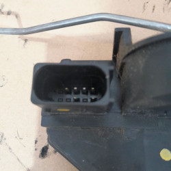 CERRADURA PUERTA DELANTERA DERECHA OPEL ASTRA J GTC A20DTH13503802