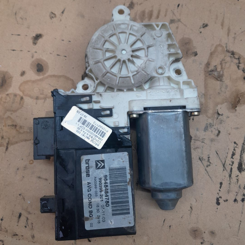 MOTOR ELEVALUNAS DELANTERO IZQUIERDO CITROEN C5 BERLINA RHZDW10ATEDTIPO RHZ9648484780