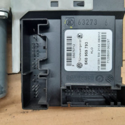 MOTOR ELEVALUNAS DELANTERO IZQUIERDO VOLKSWAGEN GOLF VI (5K1)(10.2008) CAYBCAY5K0959793