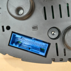 CUADRO INSTRUMENTOS SEAT LEON (1M1) AXRW01M0920822E