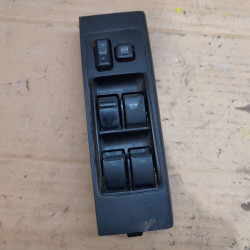 MANDO ELEVALUNAS DELANTERO IZQUIERDO TOYOTA COROLLA VERSO (R1) 1CDFTV848200F03000