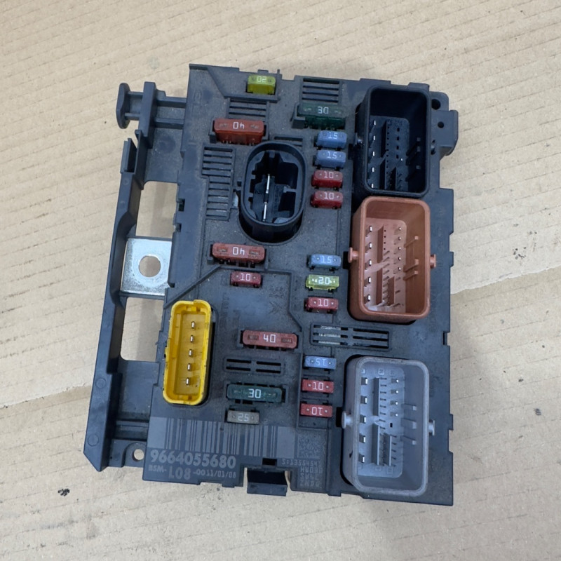 CAJA RELES / FUSIBLES CITROEN C4 PICASSO RHJDW10BTED4RHJ966405680