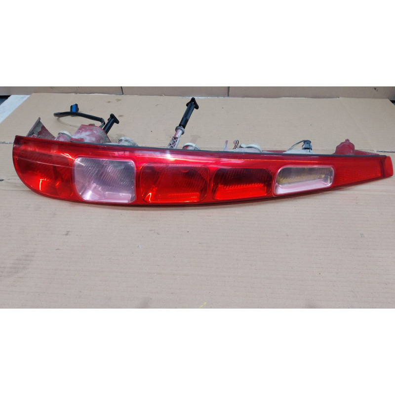 PILOTO TRASERO DERECHO CITROEN C8 4HWDW12TED44HW