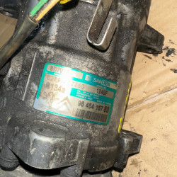 COMPRESOR AIRE ACONDICIONADO CITROEN XSARA BERLINA DHYXUD9TEYMOTOR DHY9646416780