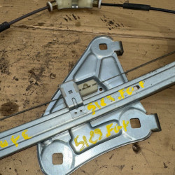 ELEVALUNAS DELANTERO IZQUIERDO HYUNDAI COUPE (GK) G6BAGG 6BA82450-2C000