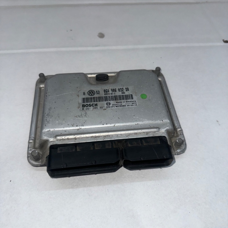 CENTRALITA MOTOR UCE VOLKSWAGEN GOLF IV BERLINA (1J1)(10.1997) ARZ0261206887