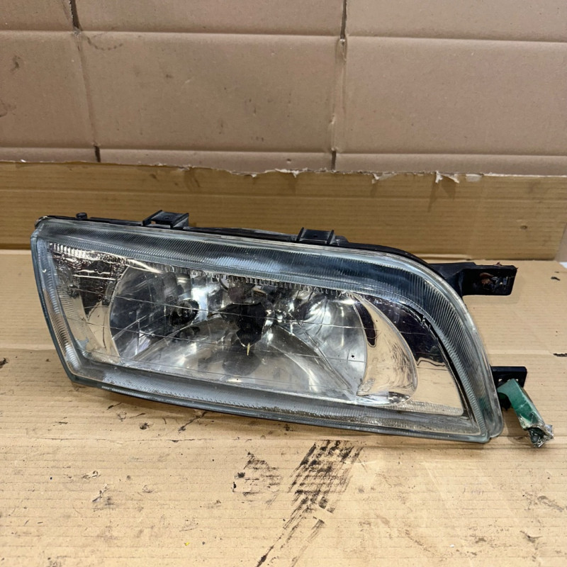 FARO DERECHO NISSAN ALMERA (N15) CD20082151168