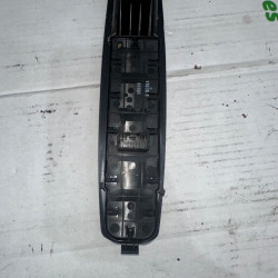 MANDO ELEVALUNAS DELANTERO IZQUIERDO RENAULT SCENIC III (JZ) K9K734K9K G8809610016R