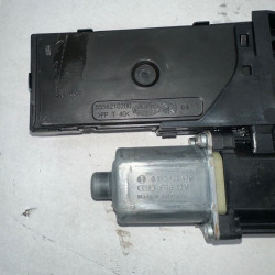 MOTOR ELEVALUNAS DELANTERO IZQUIERDO RENAULT SCENIC III (JZ) K9K734K9K G80130822479