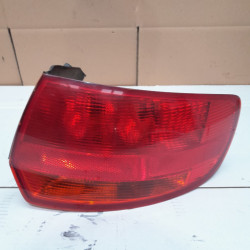 PILOTO TRASERO DERECHO AUDI A3 (8P1) BKD