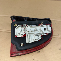 PILOTO TRASERO IZQUIERDO VOLKSWAGEN PASSAT BERLINA (3B3) AVF3B5945095AE