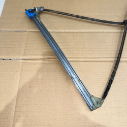 ELEVALUNAS DELANTERO DERECHO RENAULT LAGUNA II (BG0) F9Q750MOTOR F9Q C6400569T7