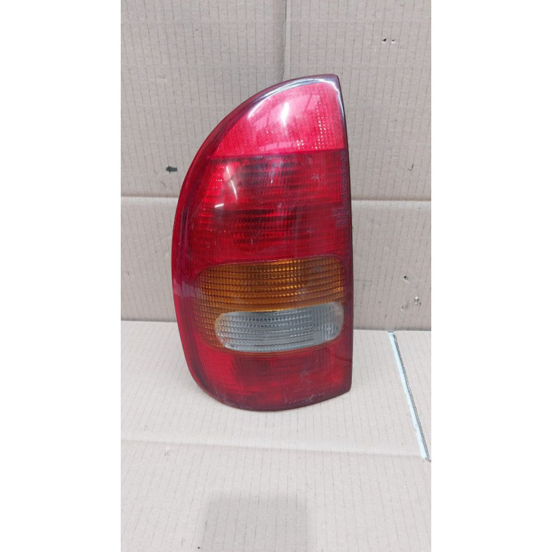 PILOTO TRASERO IZQUIERDO OPEL CORSA B 15D4EC1MOTOR 4EC1