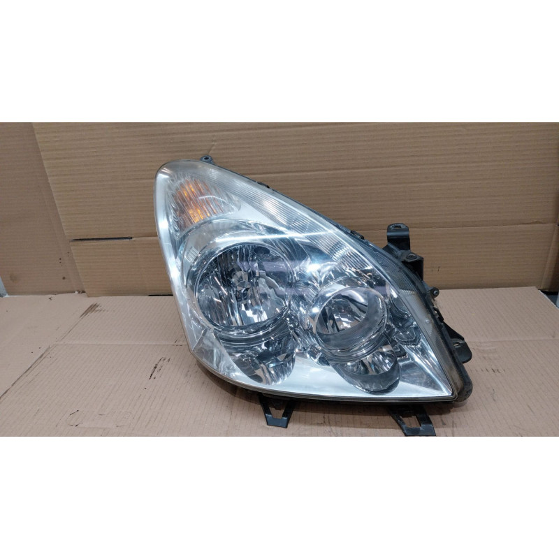 FARO DERECHO TOYOTA COROLLA VERSO (R1) 1ZZFE1ZZP7105R LHD