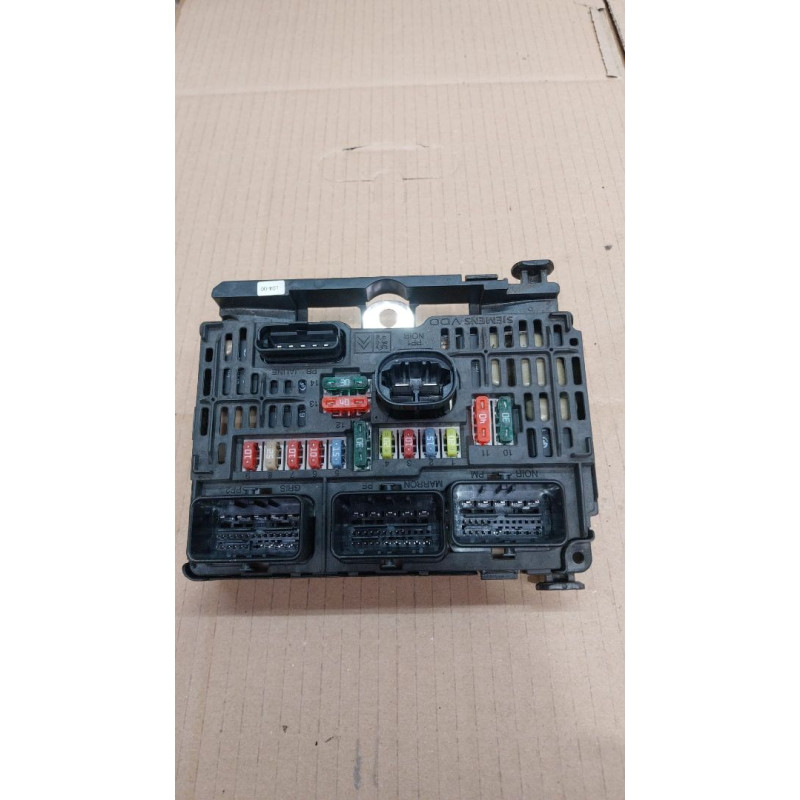 CAJA RELES / FUSIBLES PEUGEOT 307 (S1)(04.2001) 9HYDV6TED4TIPO: 9HYS118983004Q