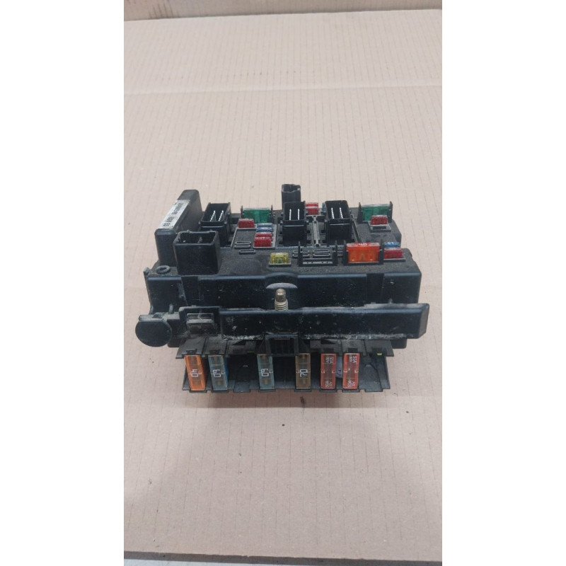 CAJA RELES / FUSIBLES PEUGEOT 406 BERLINA (S1/S2) RHZDW10ATEDRHZ9646405480 BSM B5