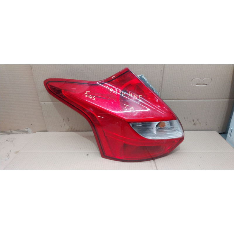 PILOTO TRASERO IZQUIERDO FORD FOCUS BERLINA (CEW) M2DA