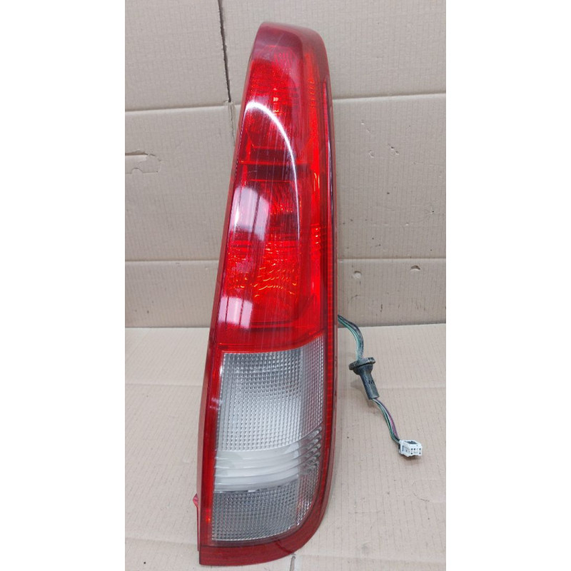 PILOTO TRASERO DERECHO NISSAN X-TRAIL (T30) YD22DDTIYD22
