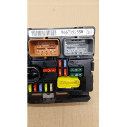 CAJA RELES / FUSIBLES PEUGEOT 207 G-BFP Ó 8F019667199580