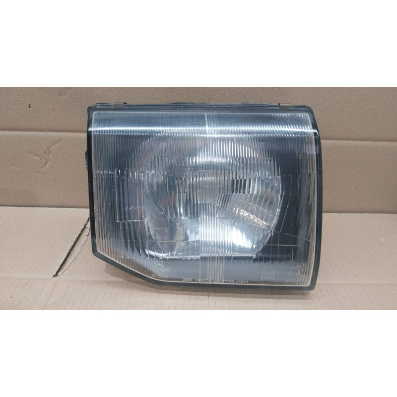 FARO DERECHO MITSUBISHI MONTERO (V20/V40) 4D5610-37747