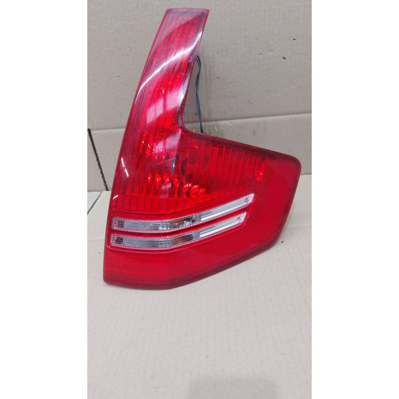 PILOTO TRASERO DERECHO CITROEN C4 BERLINA 9HXDV6ATED4TIPO: 9HX9655863980