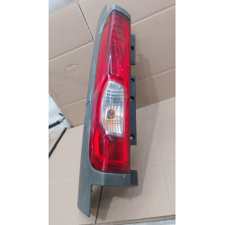 PILOTO TRASERO IZQUIERDO RENAULT TRAFIC II FURGÓN M9R L7265A60118R