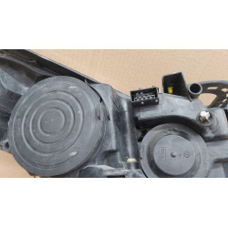 FARO IZQUIERDO PEUGEOT 207 G-BFP Ó 8F0189900880