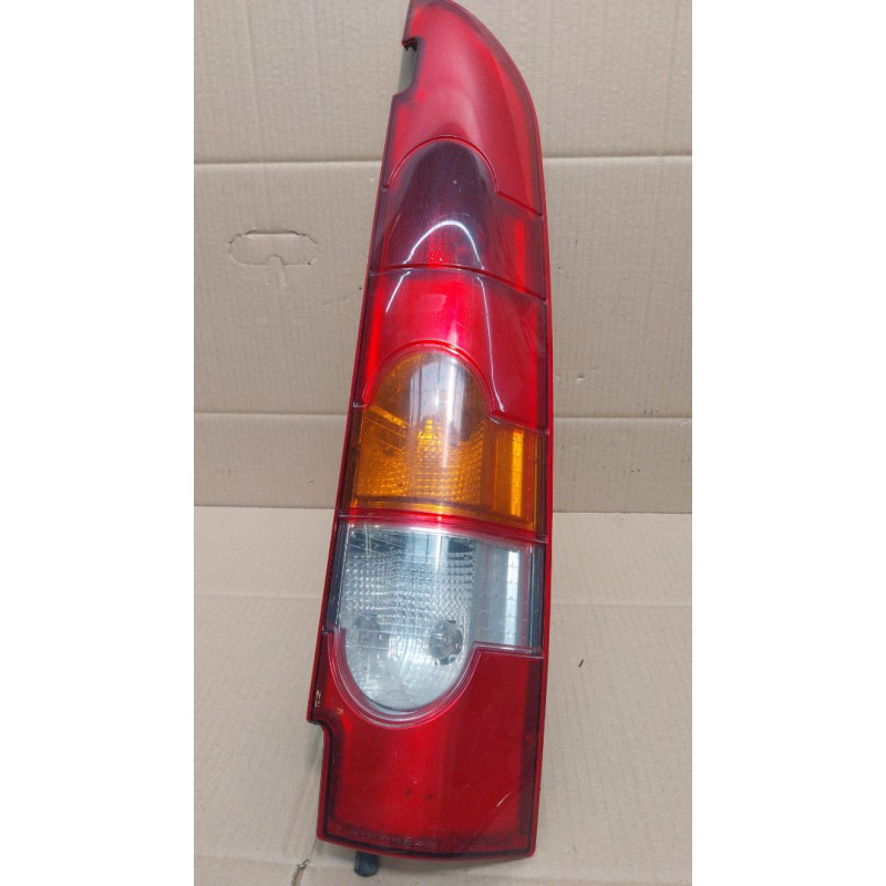PILOTO TRASERO DERECHO RENAULT KANGOO I (F/KC0) K9K700K9K A7