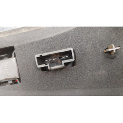 PILOTO TRASERO DERECHO DACIA SANDERO D4F73262421002