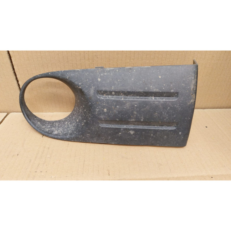 REJILLA PARAGOLPES IZQUIERDA CITROEN XSARA PICASSO