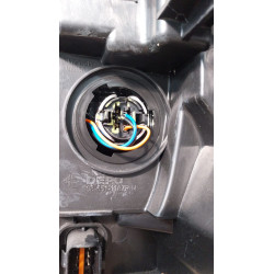 FARO DERECHO RENAULT TRAFIC III FURGÓN SIN FICHA TECNICA614421185N