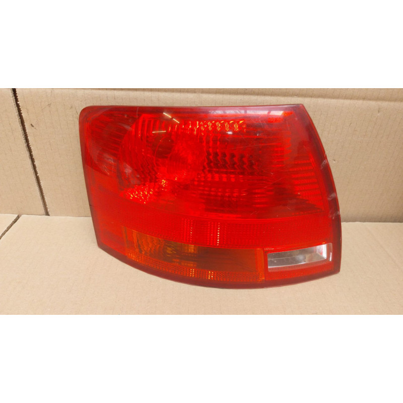 PILOTO TRASERO IZQUIERDO AUDI A4 BERLINA (8E) BRE8E9945095E