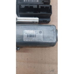 MOTOR ELEVALUNAS DELANTERO DERECHO VOLKSWAGEN TOURAN (1T2) BLS1K0959792G
