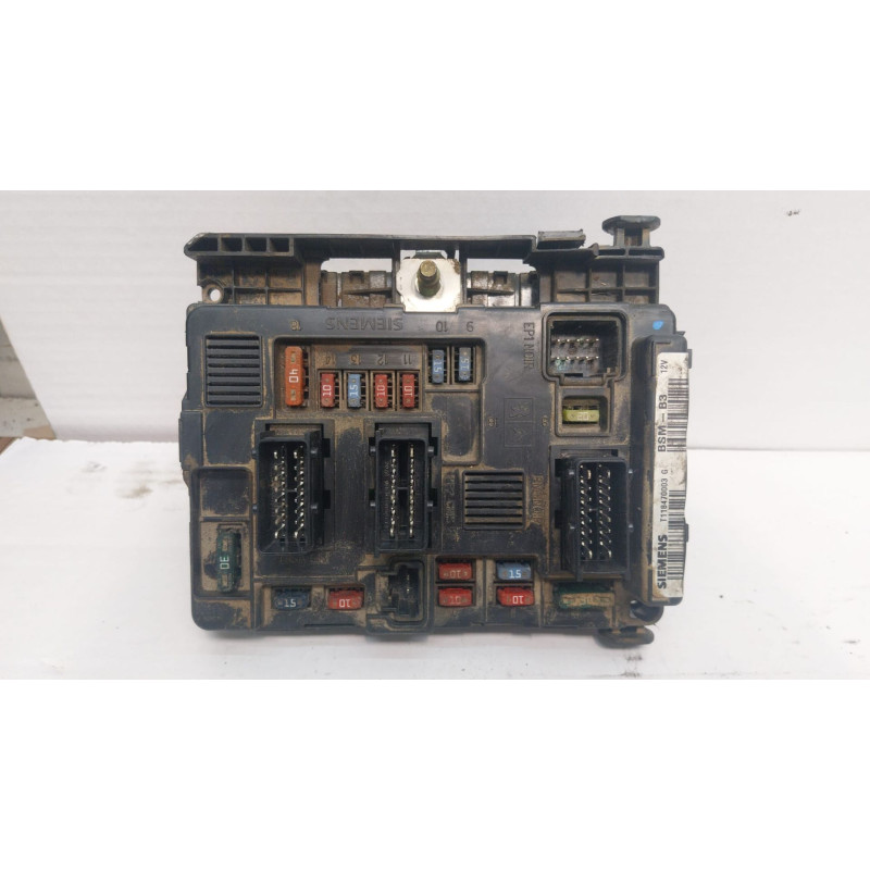 CAJA RELES / FUSIBLES CITROEN C3 8HXT118470003G