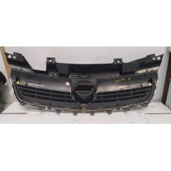 REJILLA DELANTERA OPEL ZAFIRA B 13157590