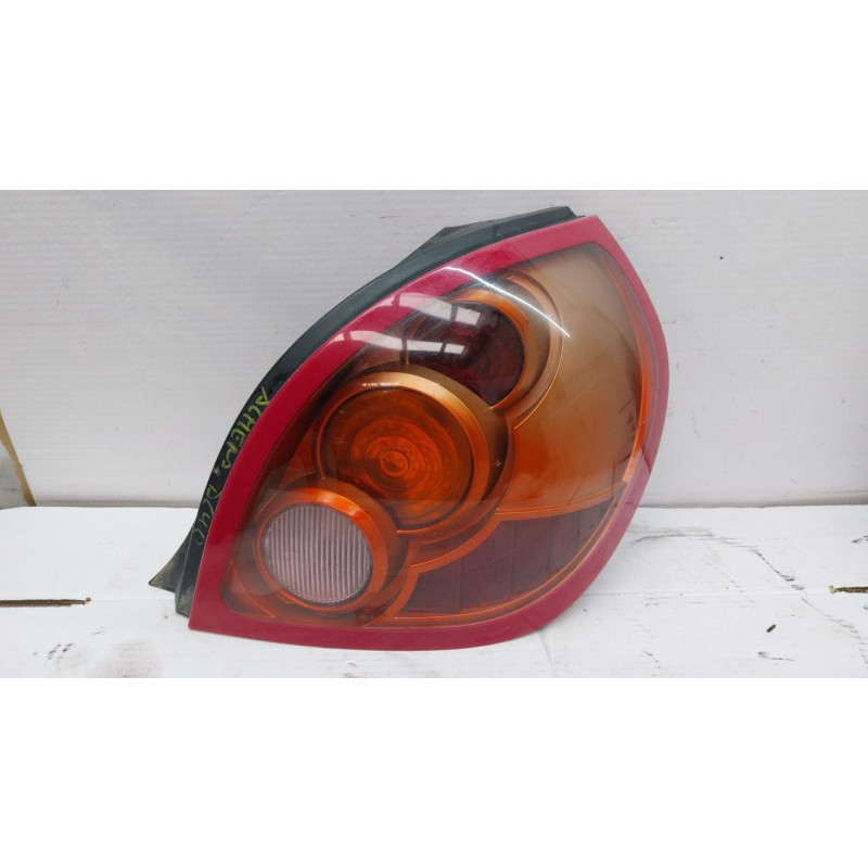 PILOTO TRASERO DERECHO NISSAN ALMERA (N16/E) YD22237786