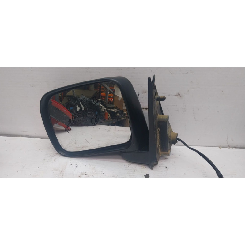 RETROVISOR IZQUIERDO NISSAN TERRANO II (R20) TD27TI020066