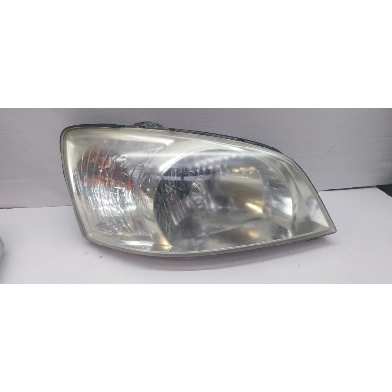 FARO DERECHO HYUNDAI GETZ (TB) G4HD082211118R