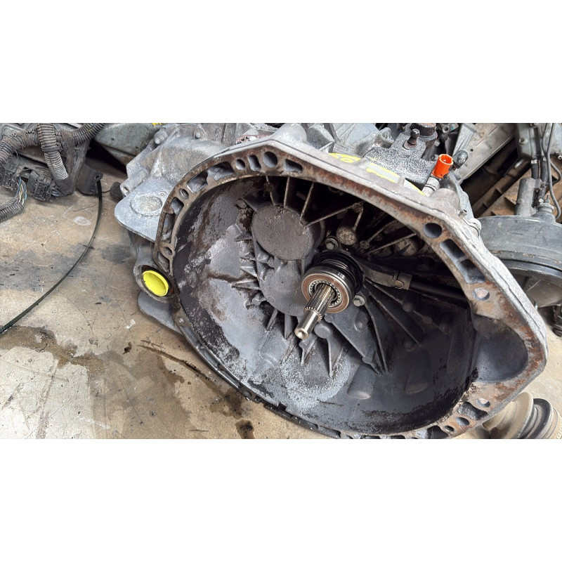 CAJA CAMBIOS NISSAN PRIMASTAR (X83) M9R780M9R E7 EURO 4PF6010