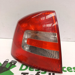 PILOTO TRASERO IZQUIERDO SKODA OCTAVIA BERLINA (1Z3) BKDZSB1Z5945095A