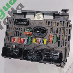 CAJA RELES / FUSIBLES CITROEN C4 BERLINA 9HZDV6TED45VS118983011C