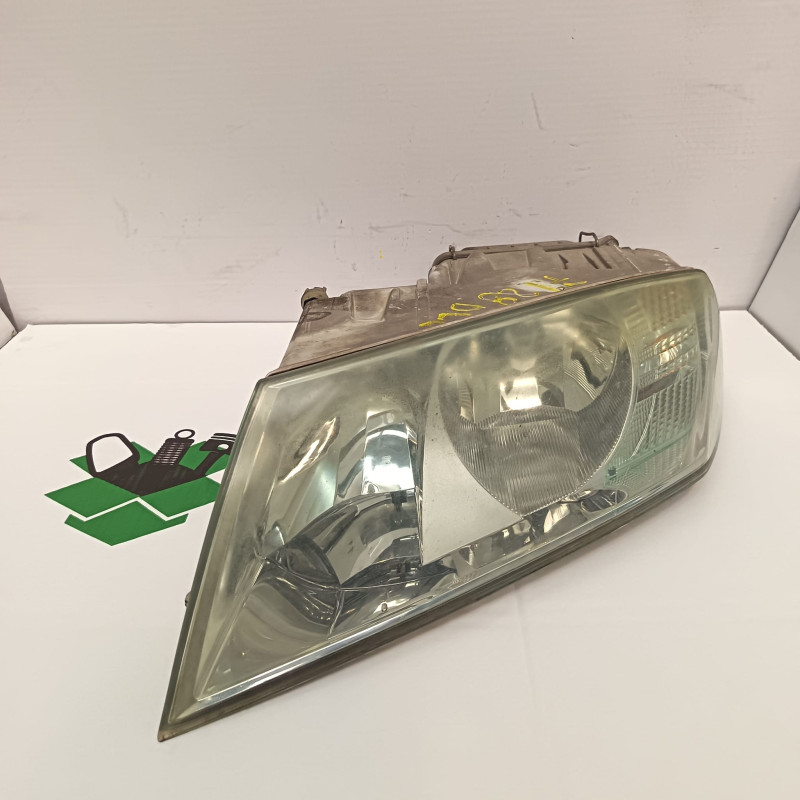 FARO IZQUIERDO SKODA OCTAVIA BERLINA (1Z3) BKDVP4SHX13K046BA