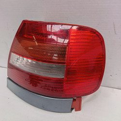 PILOTO TRASERO DERECHO AUDI A4 BERLINA (B5) AFNM5