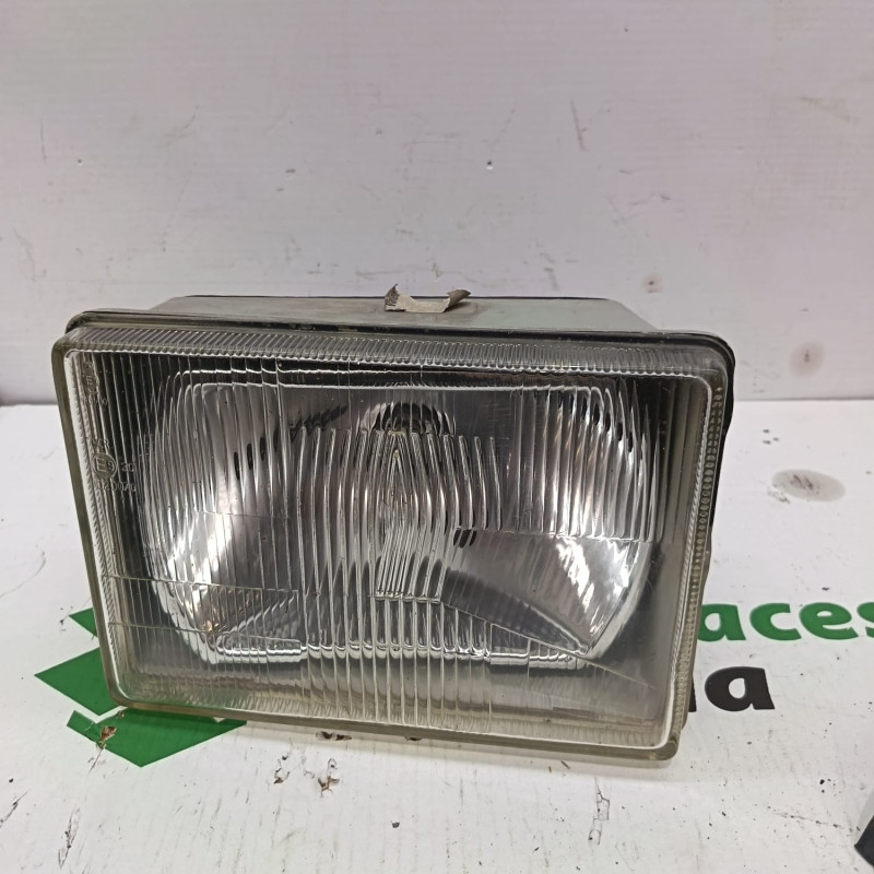 FARO DERECHO NISSAN TRADE BD30II
