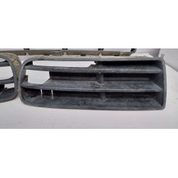 REJILLA PARAGOLPES DELANTERO VOLKSWAGEN GOLF IV BERLINA (1J1)(10.1997) AGR