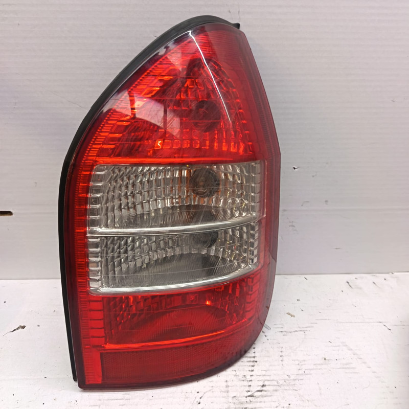 PILOTO TRASERO DERECHO OPEL ZAFIRA A Y20DTH62281
