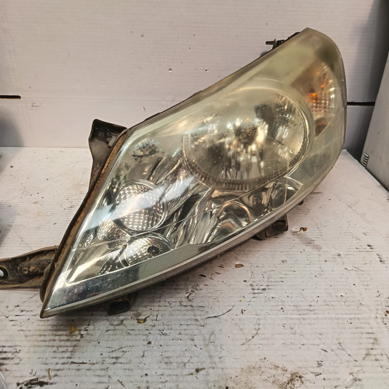 FARO IZQUIERDO PEUGEOT EXPERT FURGÓN SIN FICHA TECNICA89902605